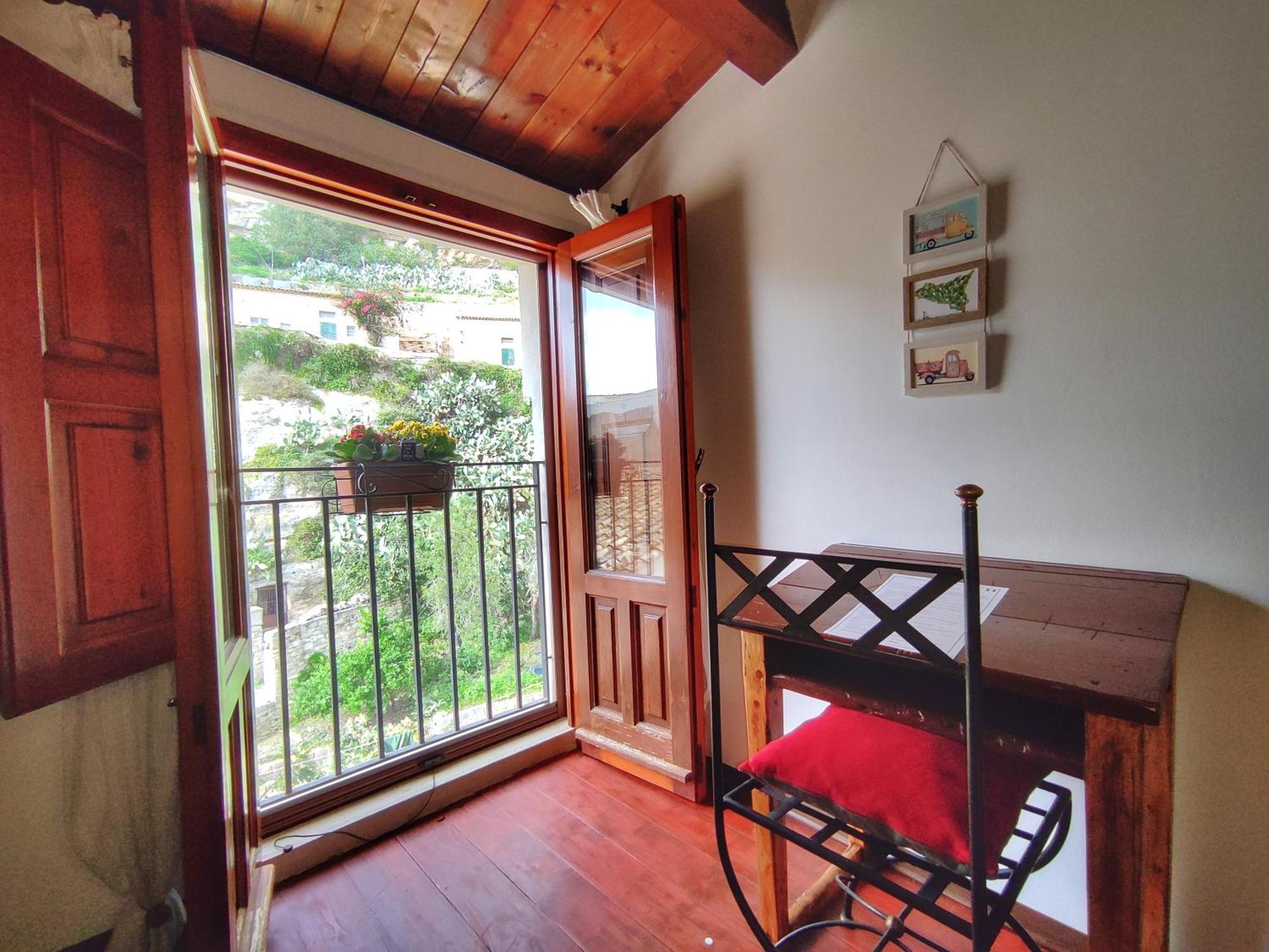 Lilibeth Houses - Charming & Lovely Views 시클리 객실 사진